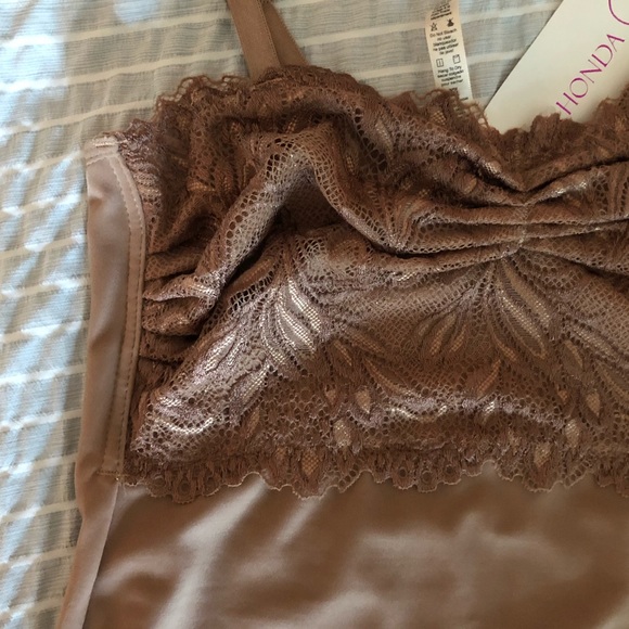 NWT 💞 Rhonda Shear Lace Camisole - Picture 8 of 8